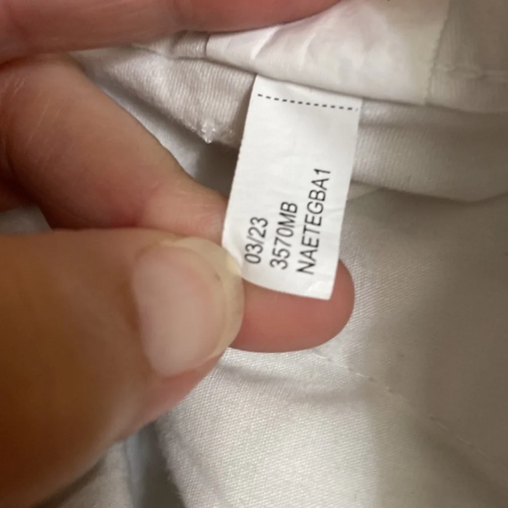 Nautica Womens White Shirts size 12‎